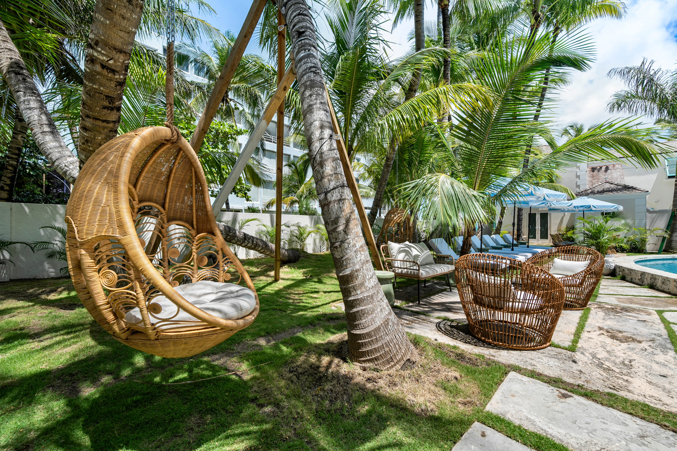 65-Emerald Wave 240717115305